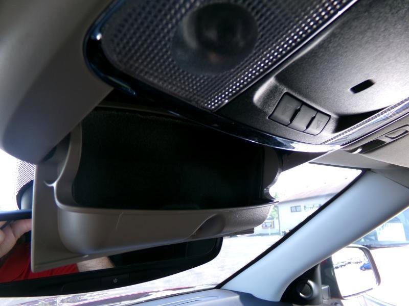 Used 2020 Dodge Durango SXT image 24