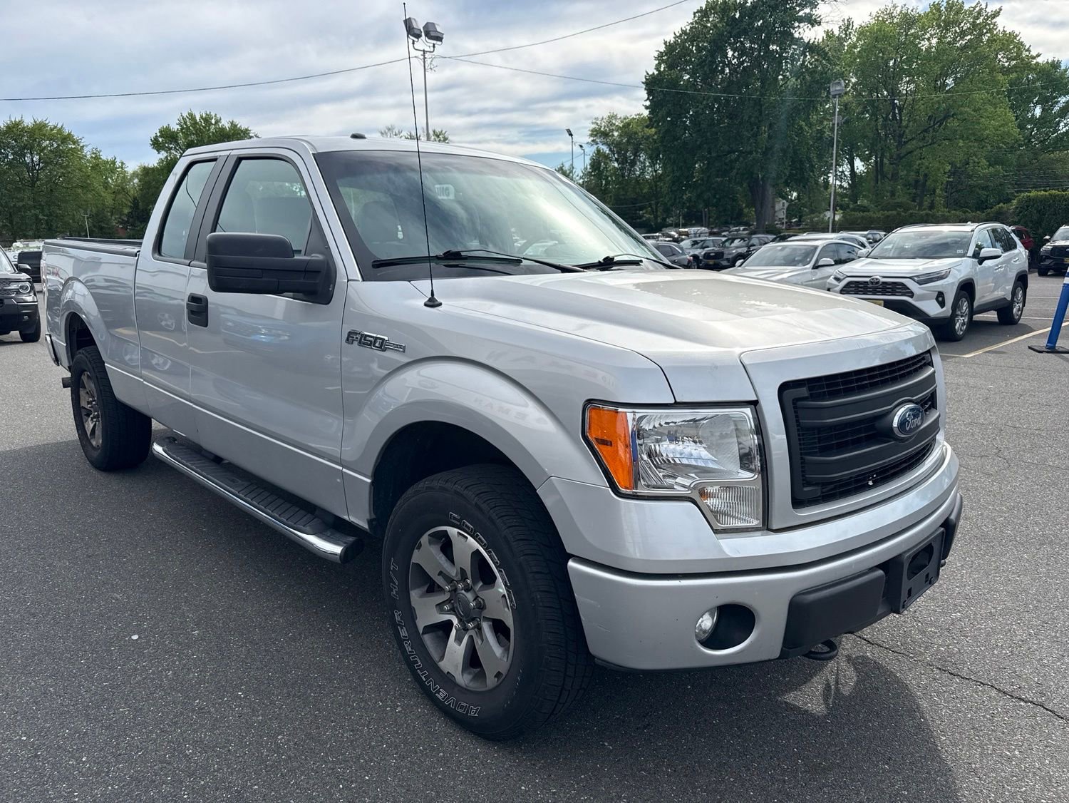 Used 2013 Ford F150 STX w/ Mid Equipment Group AWD/4WD image 8