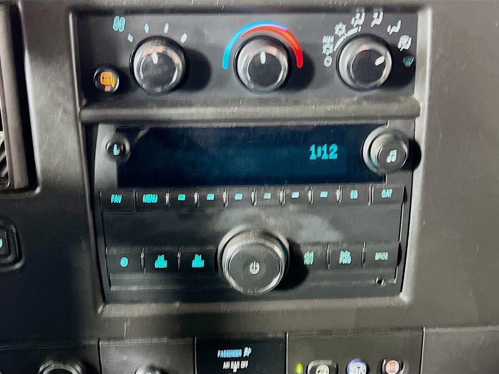 Used 2022 GMC Savana 3500 Extended w/ Driver Convenience Package RWD image 14