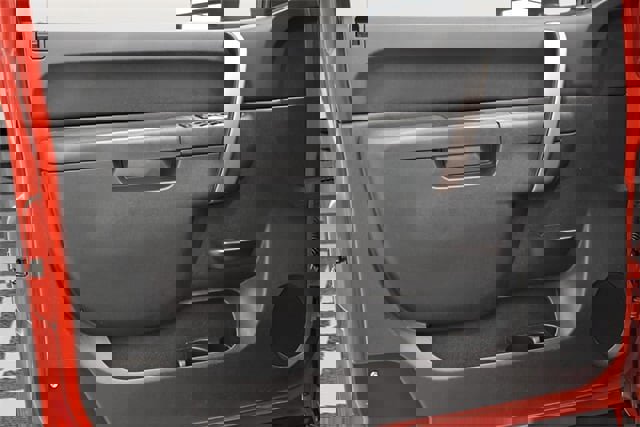 Used 2011 Chevrolet Silverado 2500 LT w/ Interior Plus Package image 22