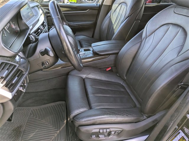 Used 2015 BMW X5 xDrive50i image 11