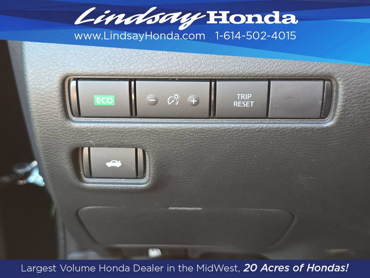 Used 2023 Nissan Sentra SV FWD image 18