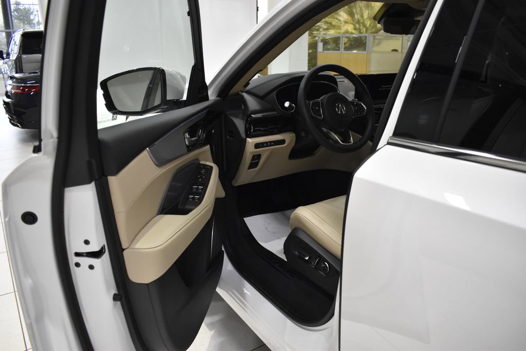 Used 2025 Acura MDX SH-AWD w/ Technology Package image 20