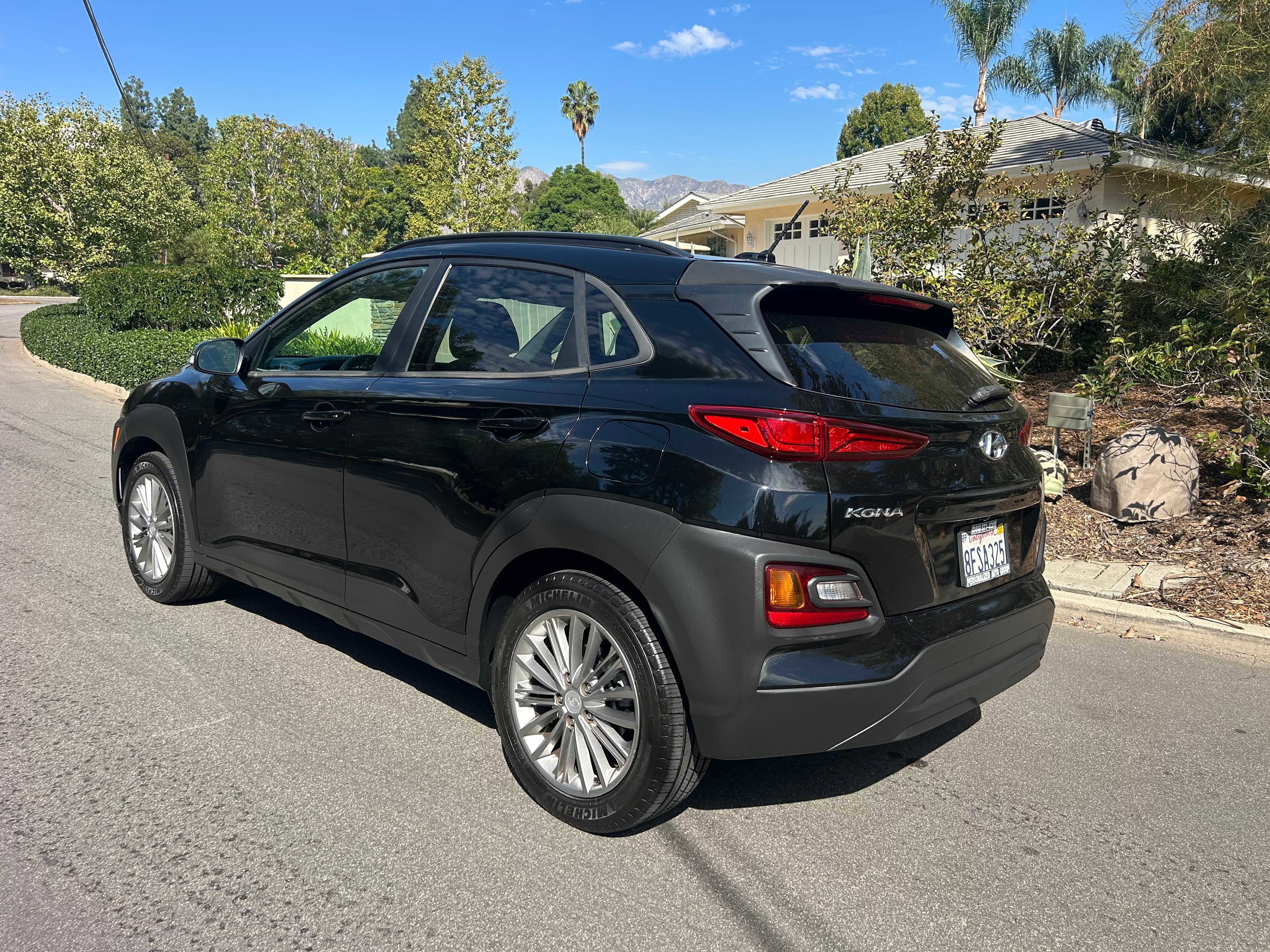 Used 2018 Hyundai Kona SEL w/ SEL Tech Package 02 image 6