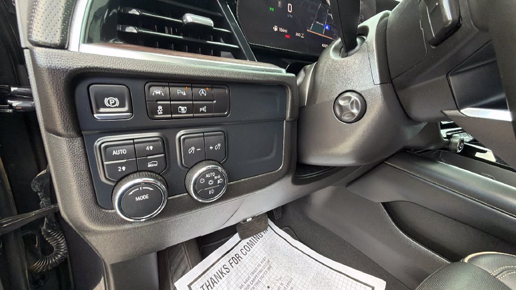 Certified 2025 Chevrolet Suburban Premier AWD/4WD image 21
