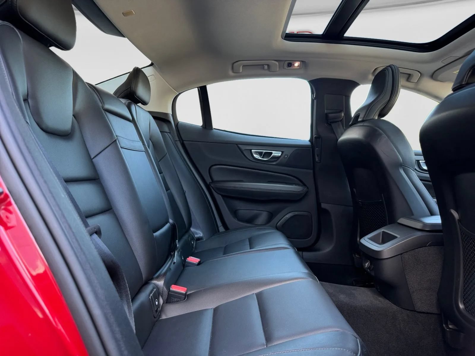 Used 2020 Volvo S60 T5 Momentum FWD image 22