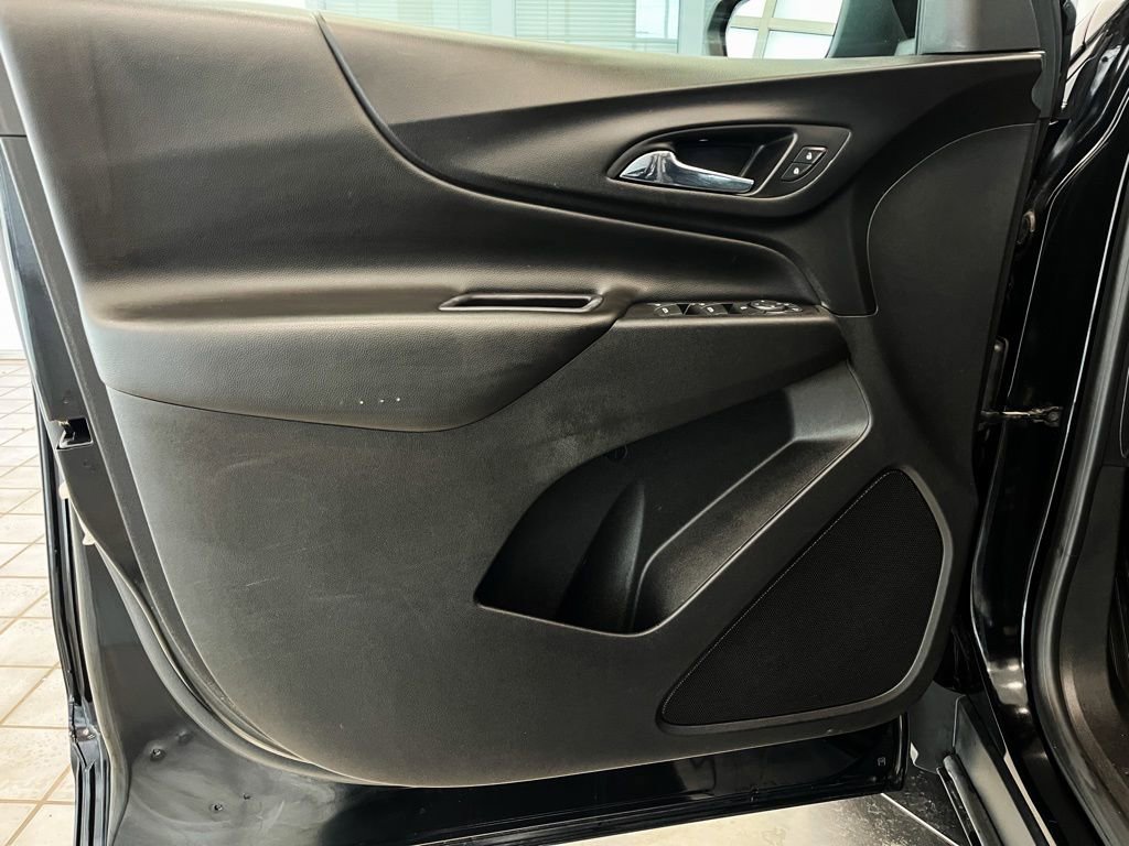 Used 2019 Chevrolet Equinox LT image 10