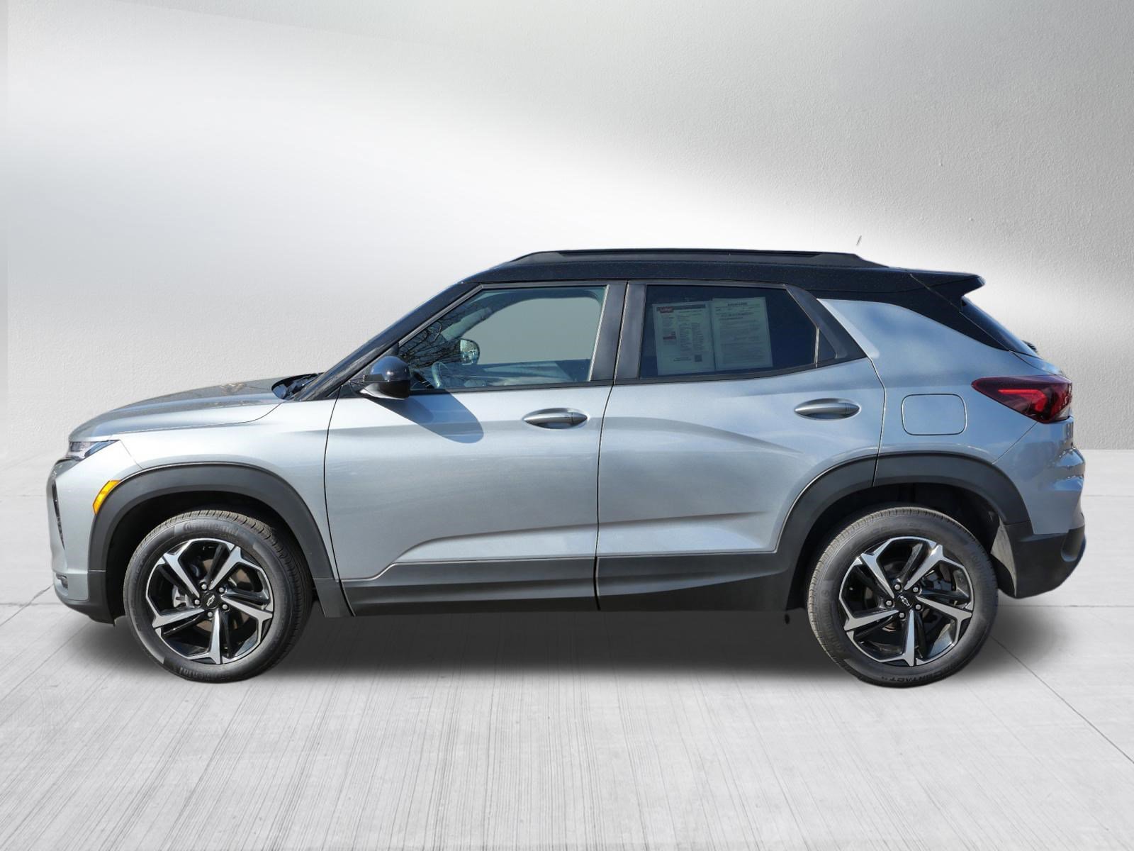 Used 2023 Chevrolet TrailBlazer RS w/ Convenience Package image 4