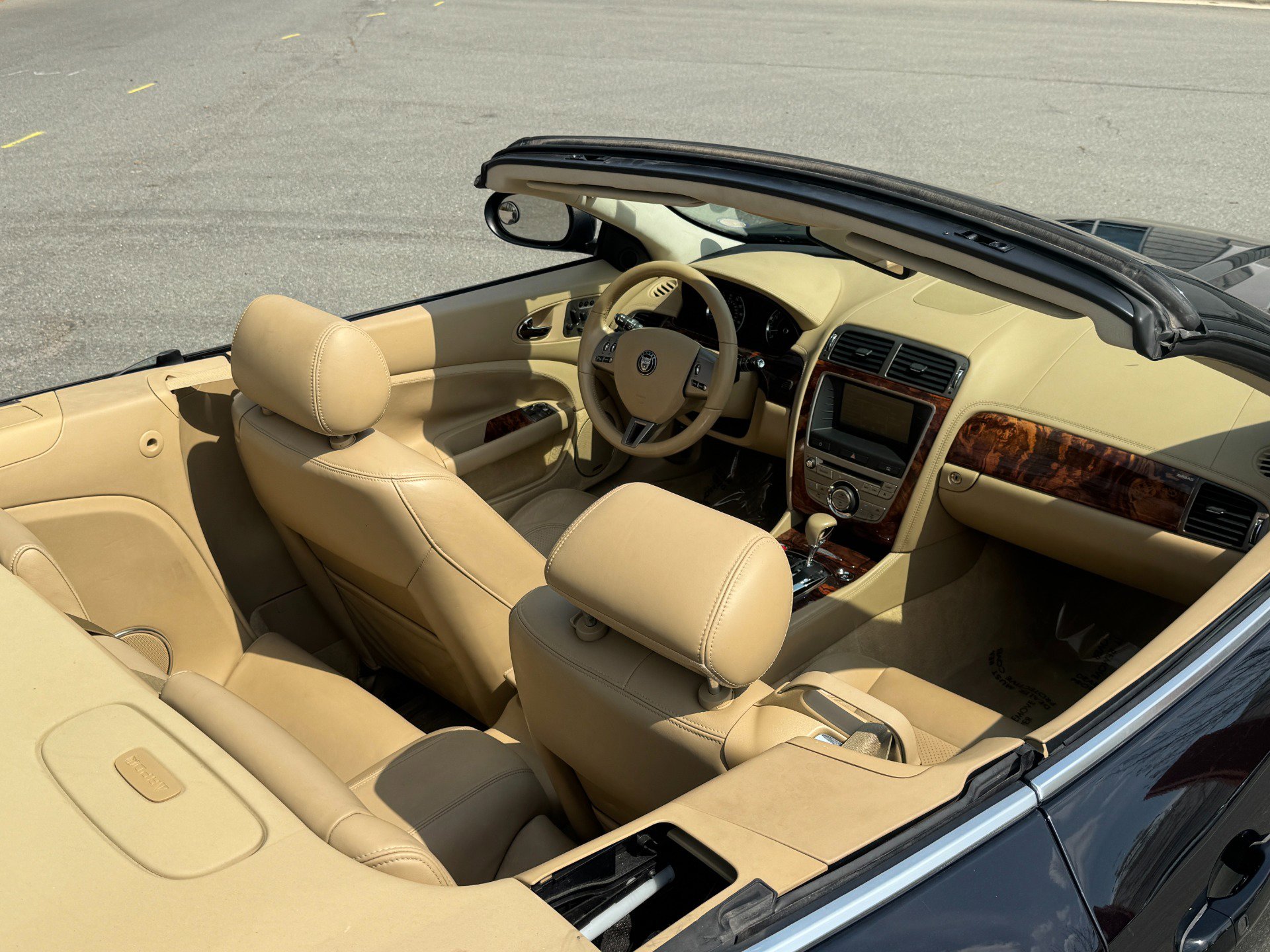 Used 2008 Jaguar XK Convertible image 22