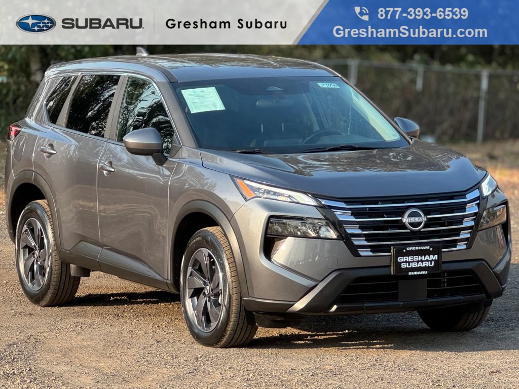 Used 2025 Nissan Rogue SV FWD image 1
