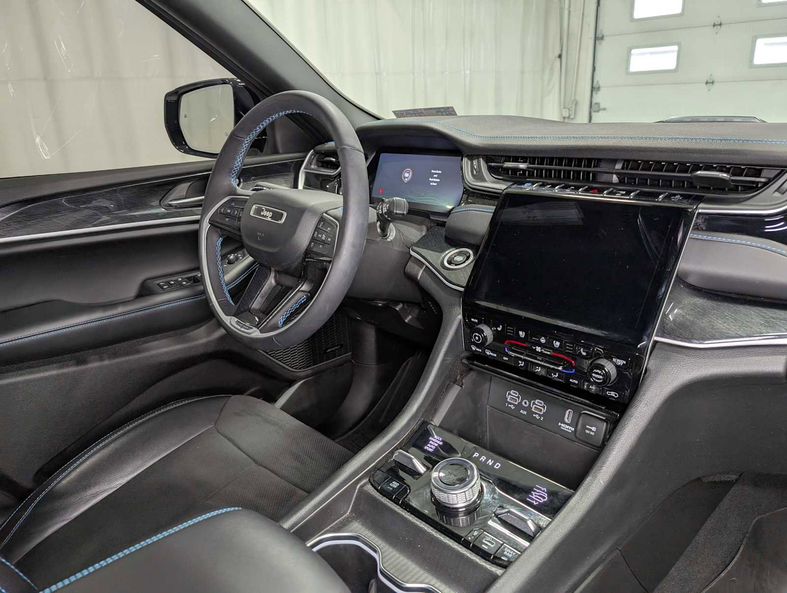 Used 2024 Jeep Grand Cherokee Trailhawk image 47