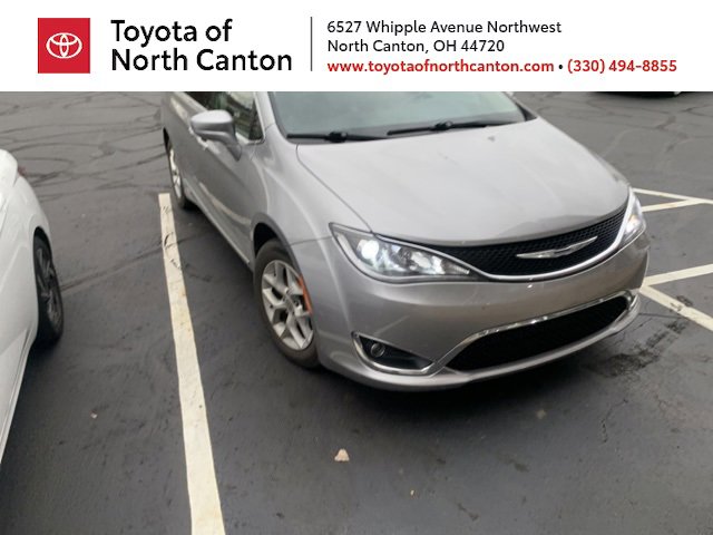 Used 2017 Chrysler Pacifica Touring-L w/ Tire & Wheel Group