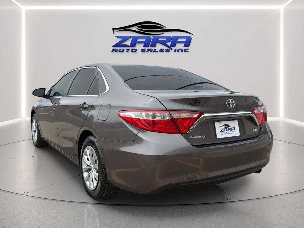 Used 2016 Toyota Camry LE FWD image 5