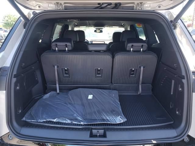 New 2026 Buick Enclave Sport Touring w/ LPO, Floor Liner Package FWD image 5