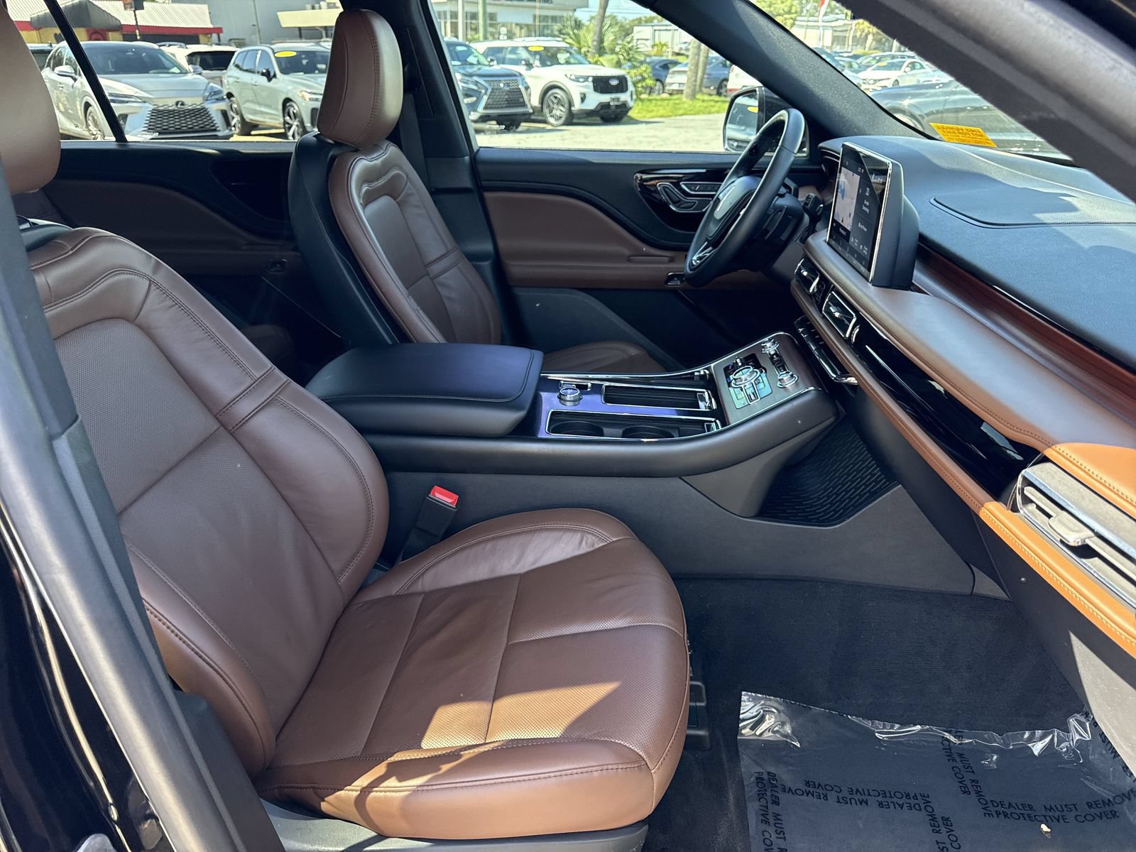 Used 2023 Lincoln Aviator Grand Touring w/ Elements Package Plus AWD/4WD image 30