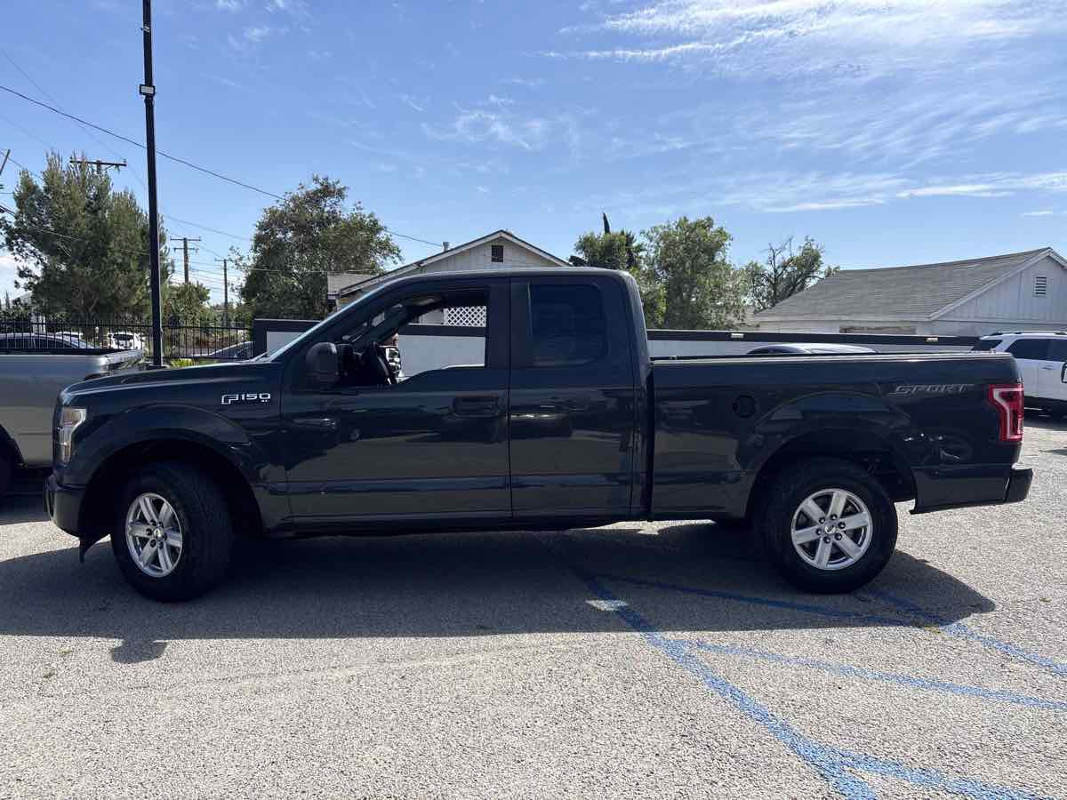 Used 2017 Ford F150 XL w/ Equipment Group 101A Mid RWD image 2