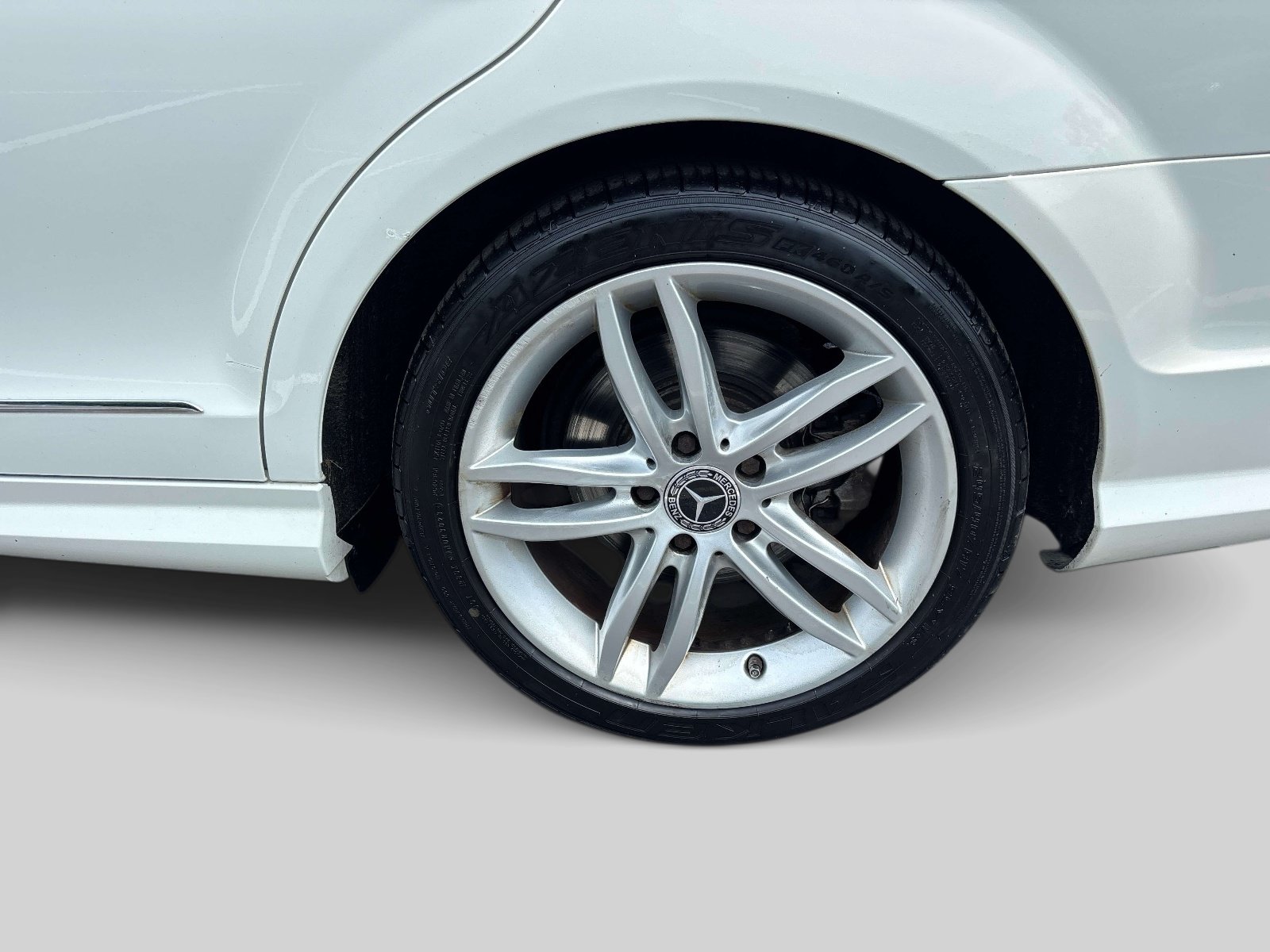 Used 2012 Mercedes-Benz C 300 4MATIC Sedan image 8