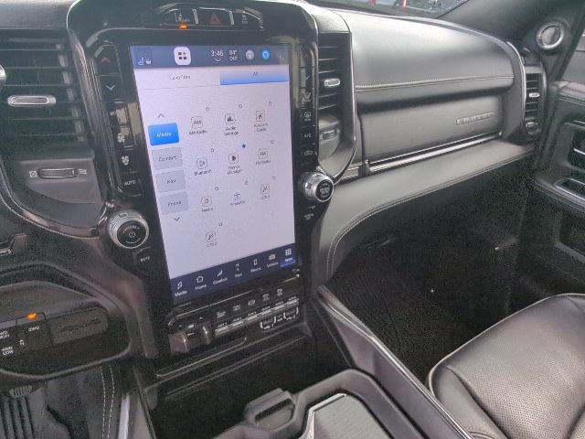 Used 2023 RAM 2500 Limited AWD/4WD image 29