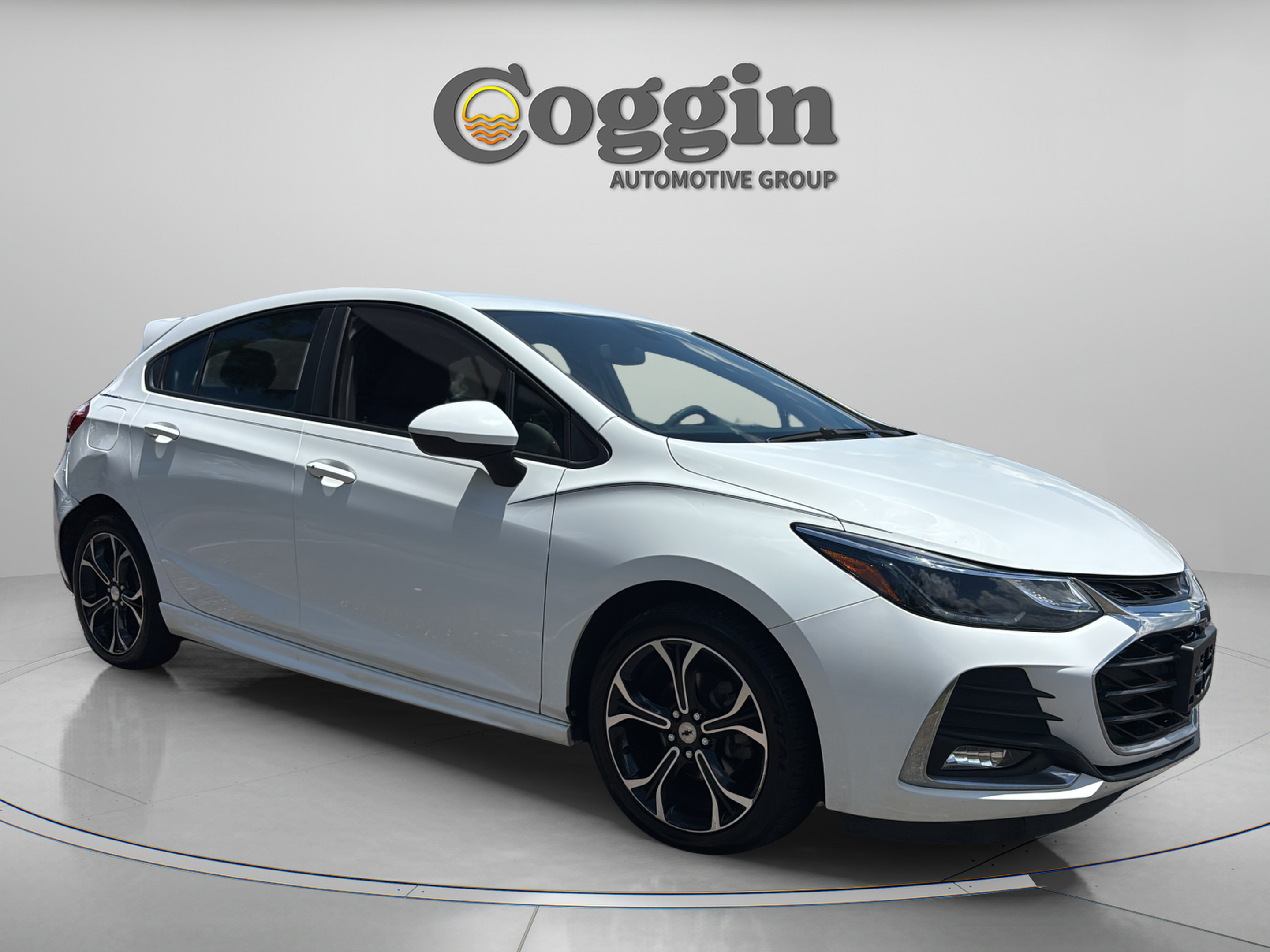 Used 2019 Chevrolet Cruze LT w/ Convenience Package FWD image 5