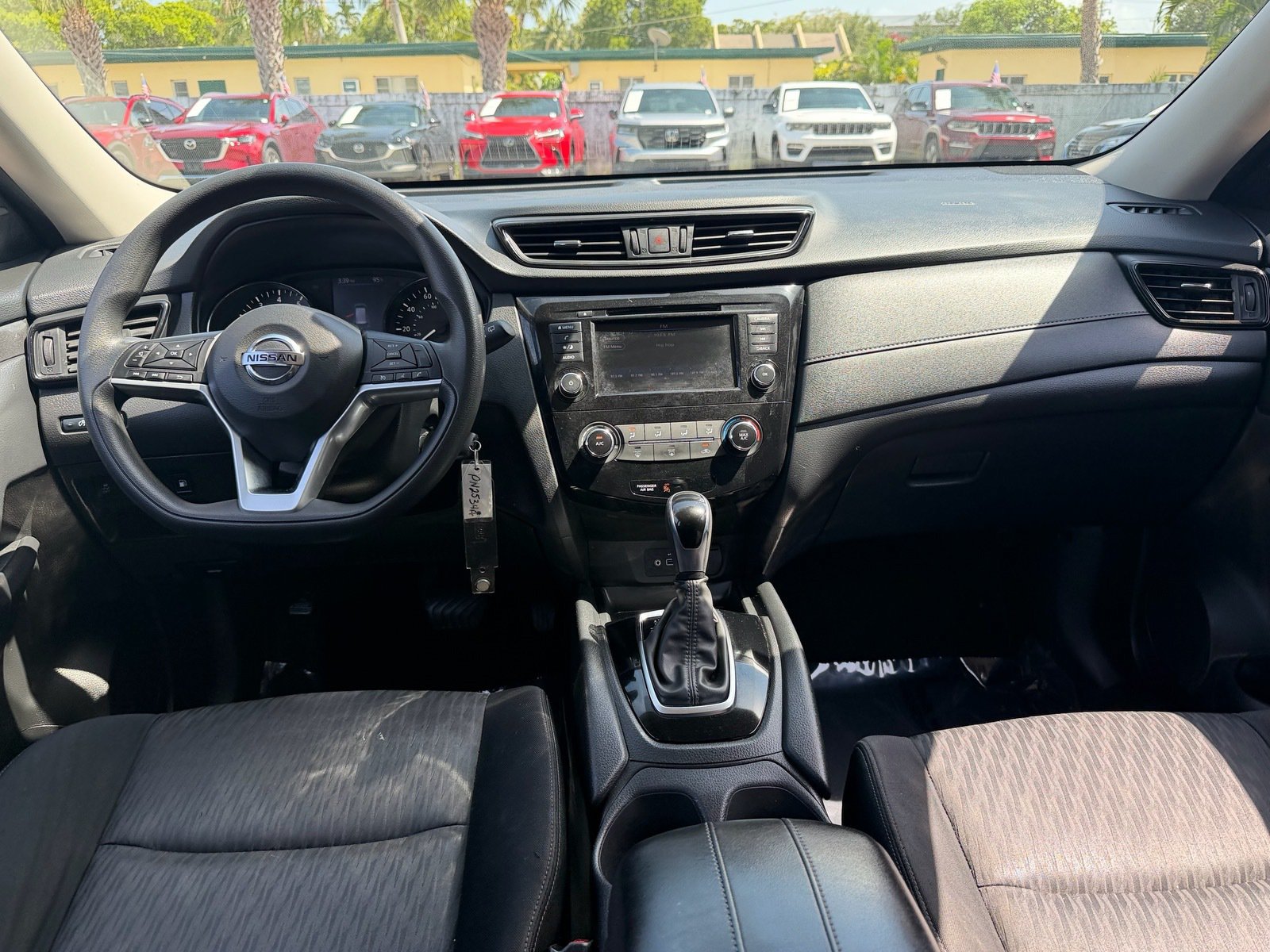 Used 2020 Nissan Rogue S FWD image 13