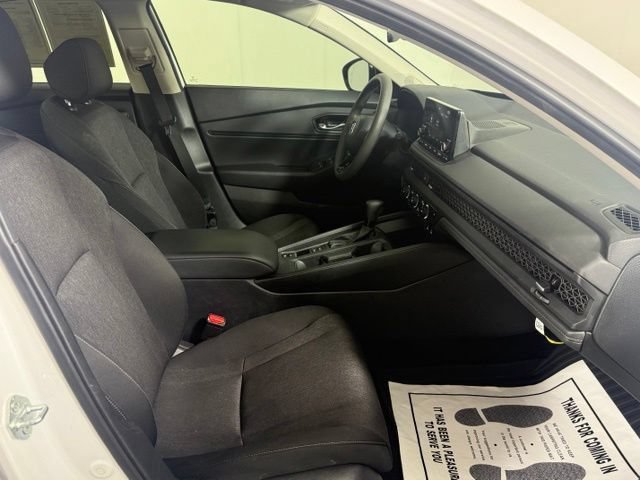 Used 2025 Honda Accord SE image 19