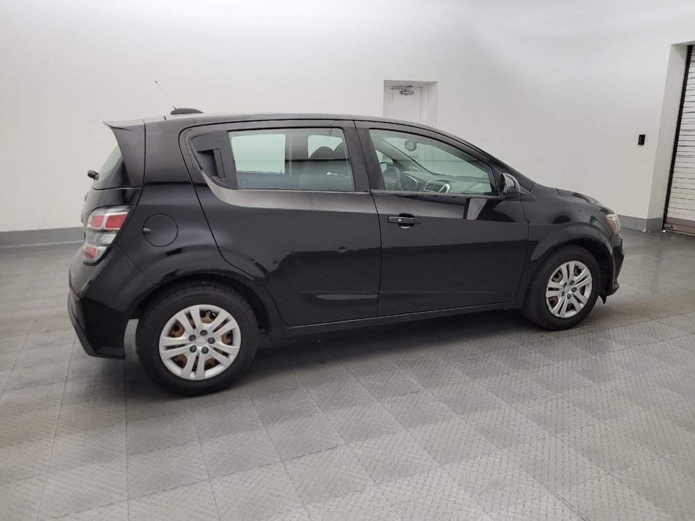 Used 2020 Chevrolet Sonic LT FWD image 10