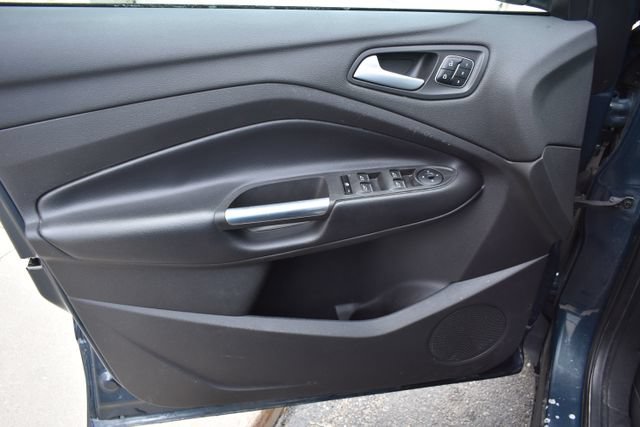 Used 2019 Ford Escape Titanium AWD/4WD image 19
