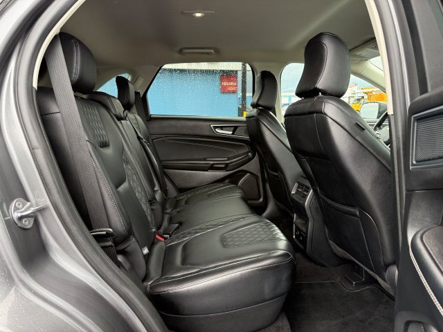 Certified 2024 Ford Edge Titanium AWD/4WD image 22