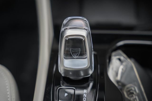 New 2026 Volvo XC40 B5 Ultra w/ Protection Package Premier image 27