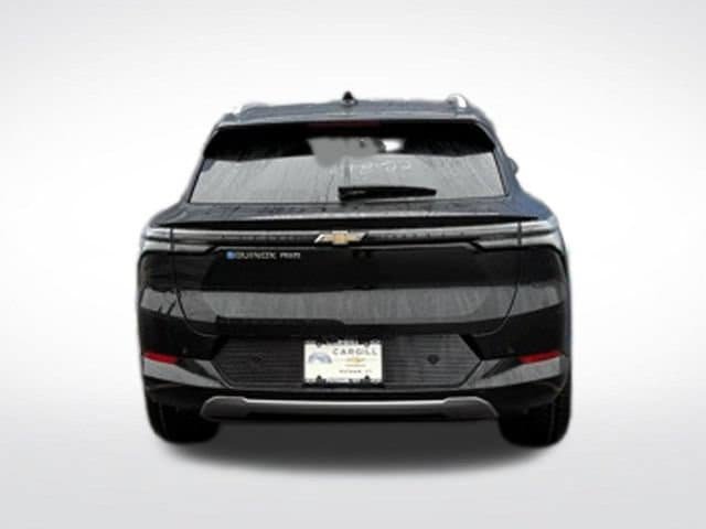 New 2026 Chevrolet Equinox EV LT w/ Convenience Package II AWD/4WD image 7