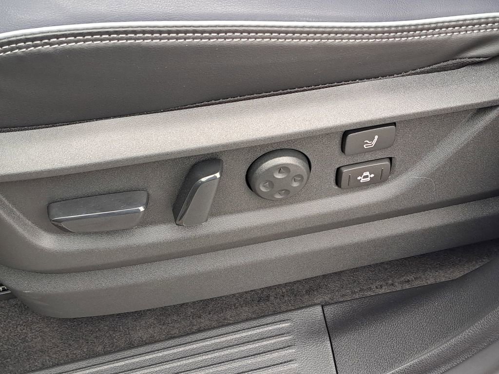 New 2026 INFINITI QX80 4WD image 14