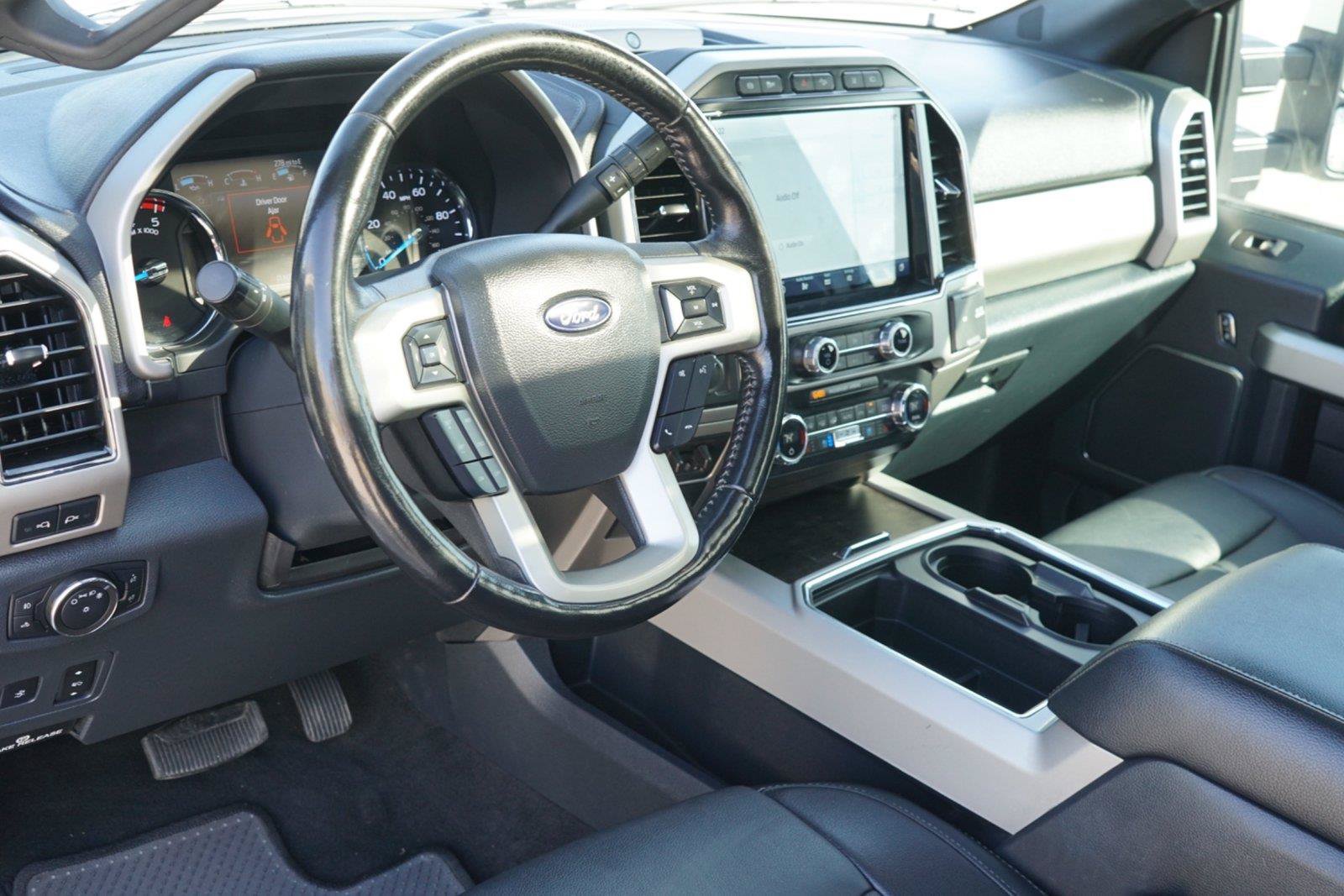 Used 2022 Ford F350 Lariat w/ Lariat Ultimate Package AWD/4WD image 9