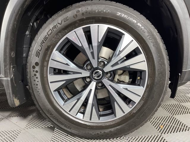Used 2021 Nissan Rogue SV w/ Premium Package image 15