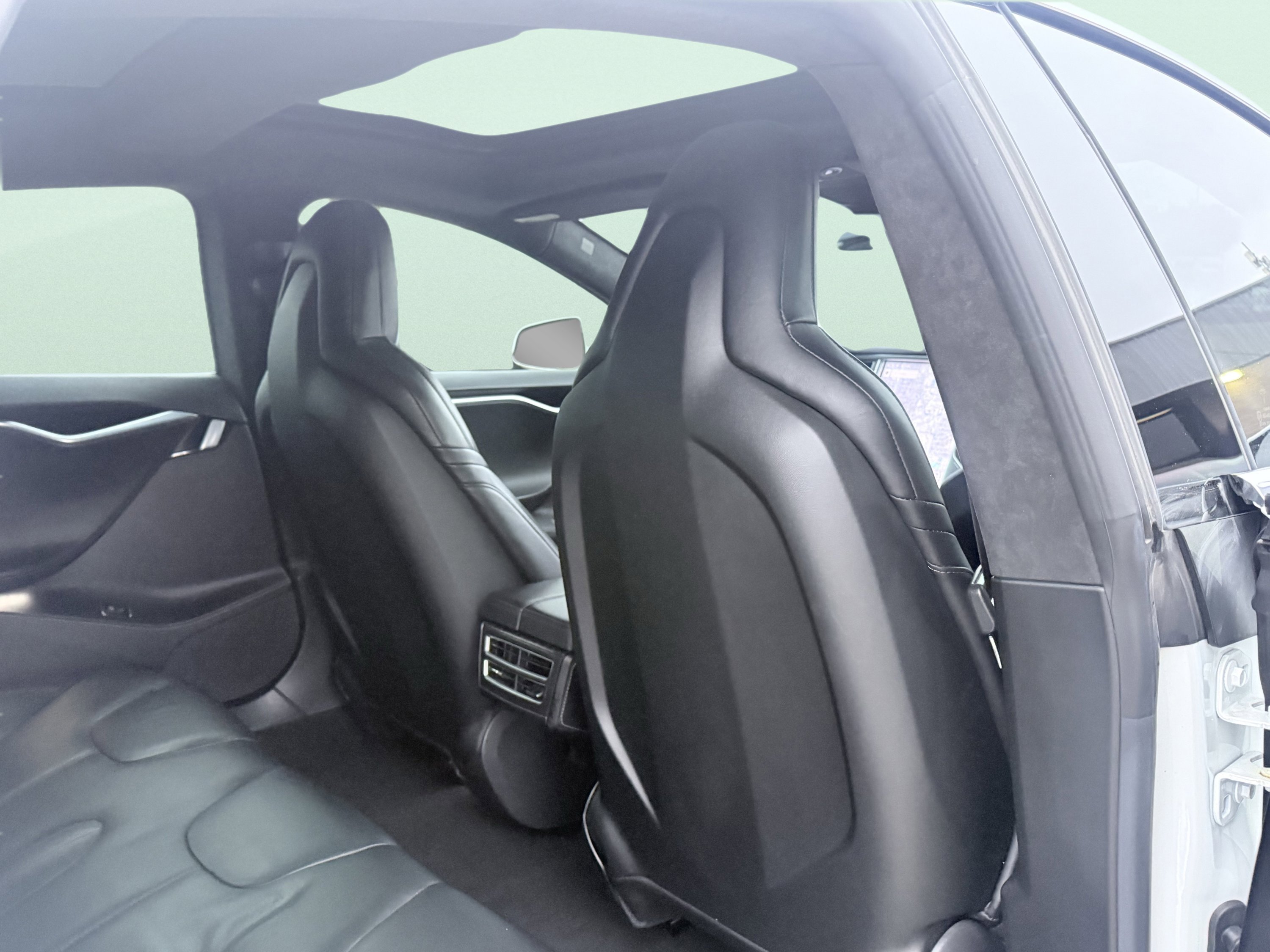 Used 2016 Tesla Model S 75D image 45