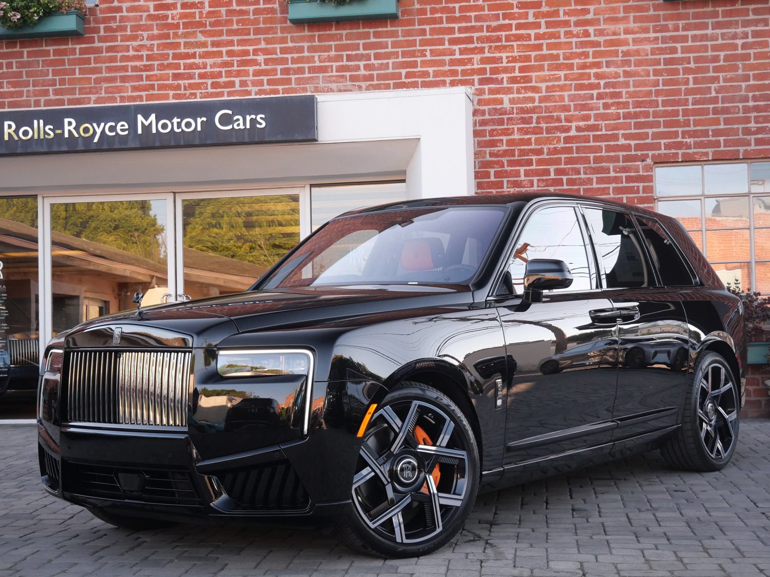 New 2027 Rolls-Royce Cullinan Black Badge