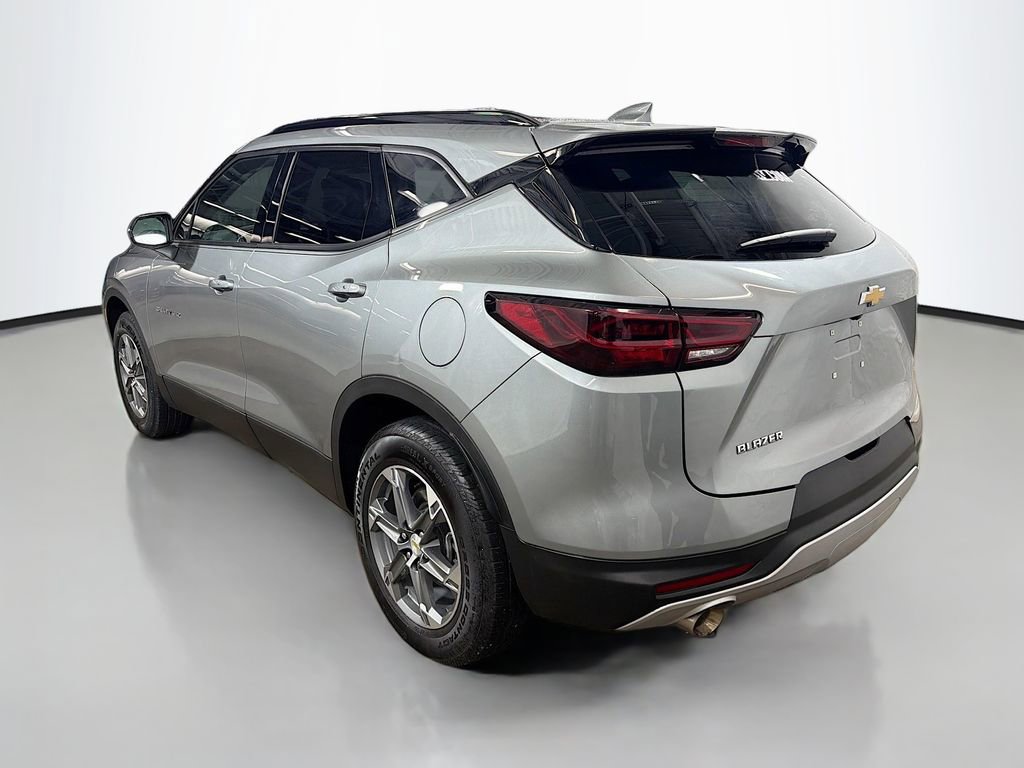 Used 2024 Chevrolet Blazer LT w/ Convenience Package image 7