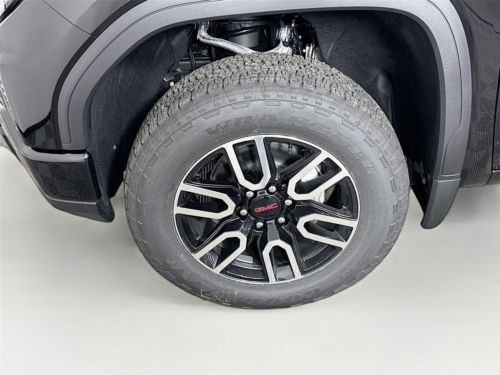 New 2026 GMC Sierra 1500 AT4 w/ AT4 Premium Package image 27