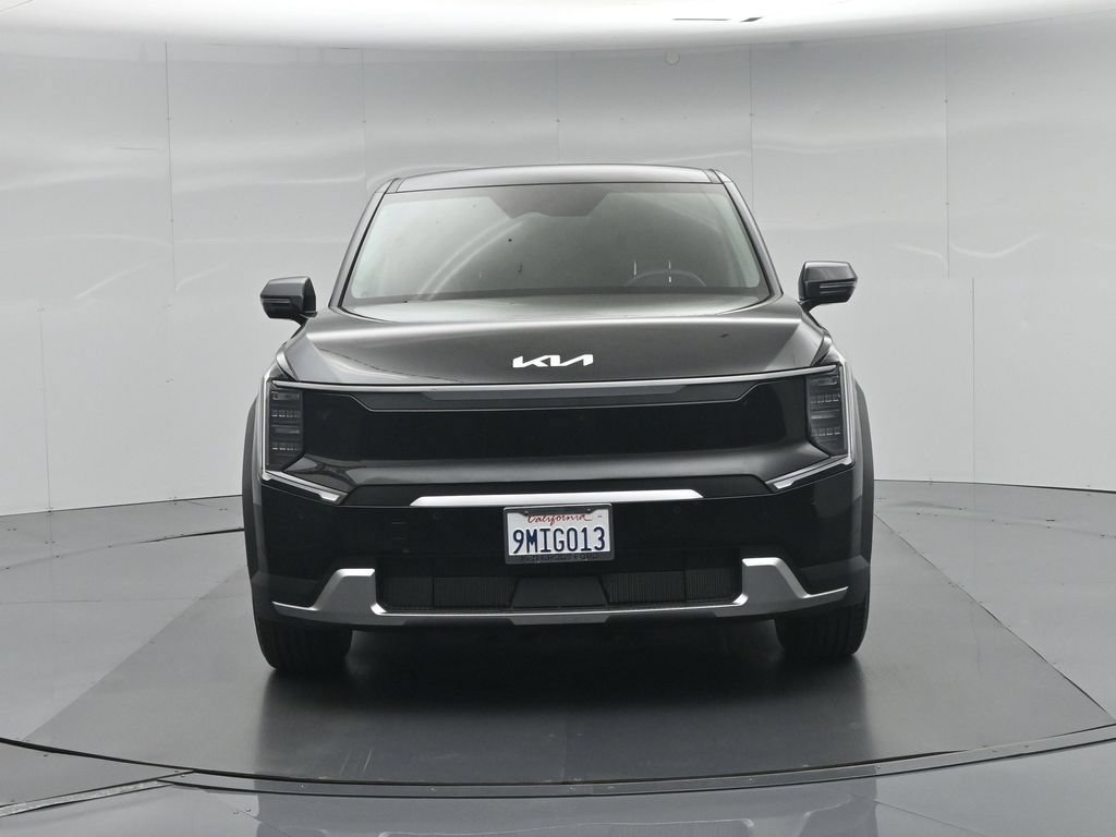 Used 2024 Kia EV9 Light Long Range RWD image 28