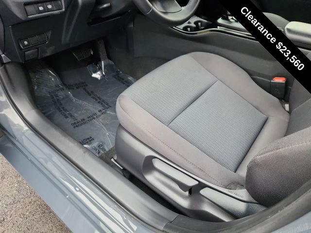 Used 2024 Toyota Prius LE image 18