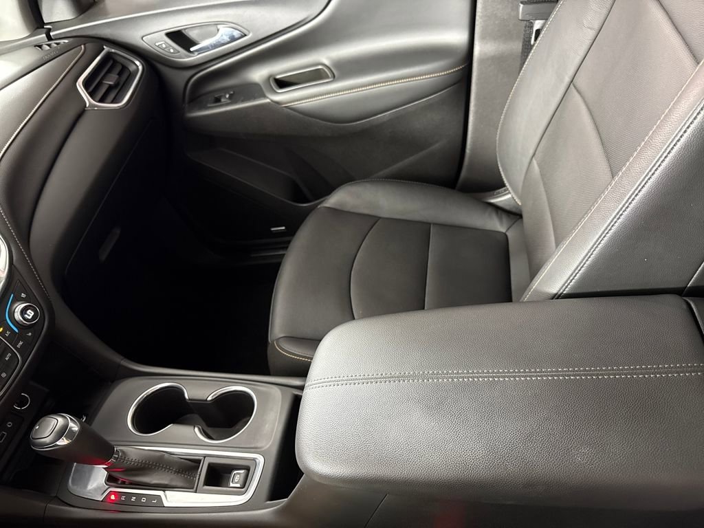Used 2019 Chevrolet Equinox Premier image 17