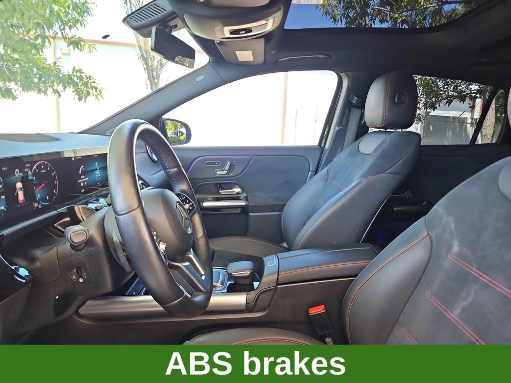 Used 2023 Mercedes-Benz GLA 250 4MATIC image 23