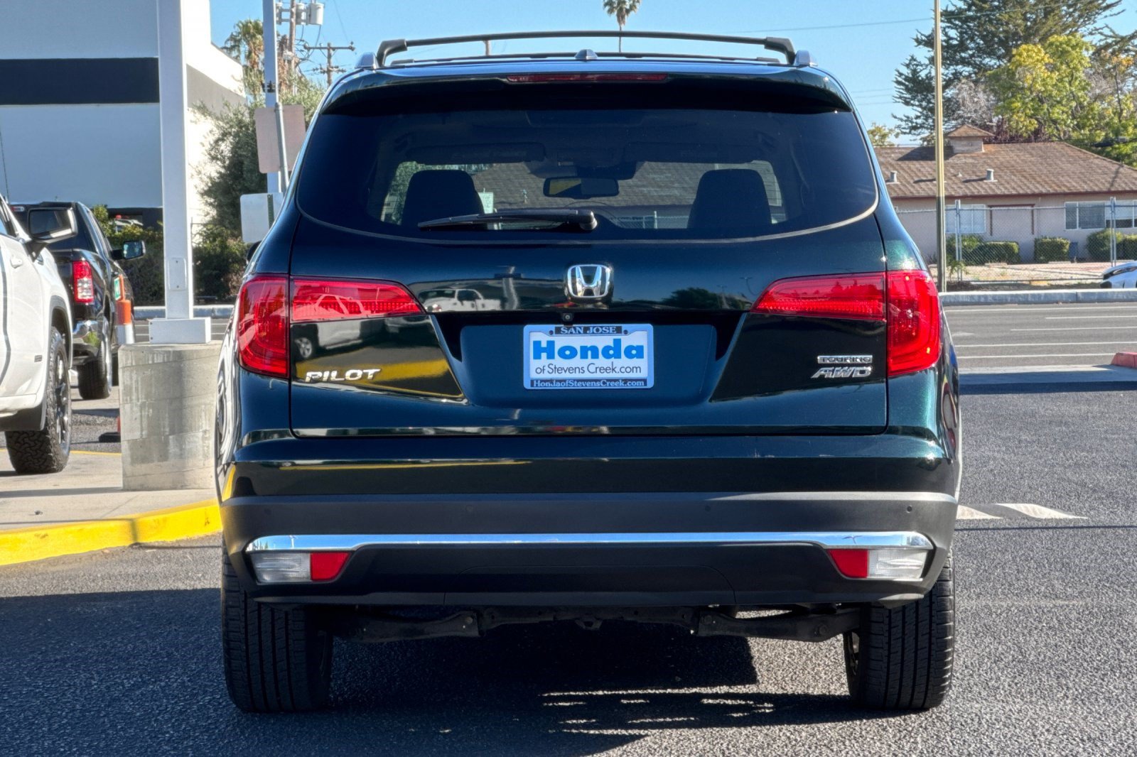 Used 2016 Honda Pilot Touring image 10