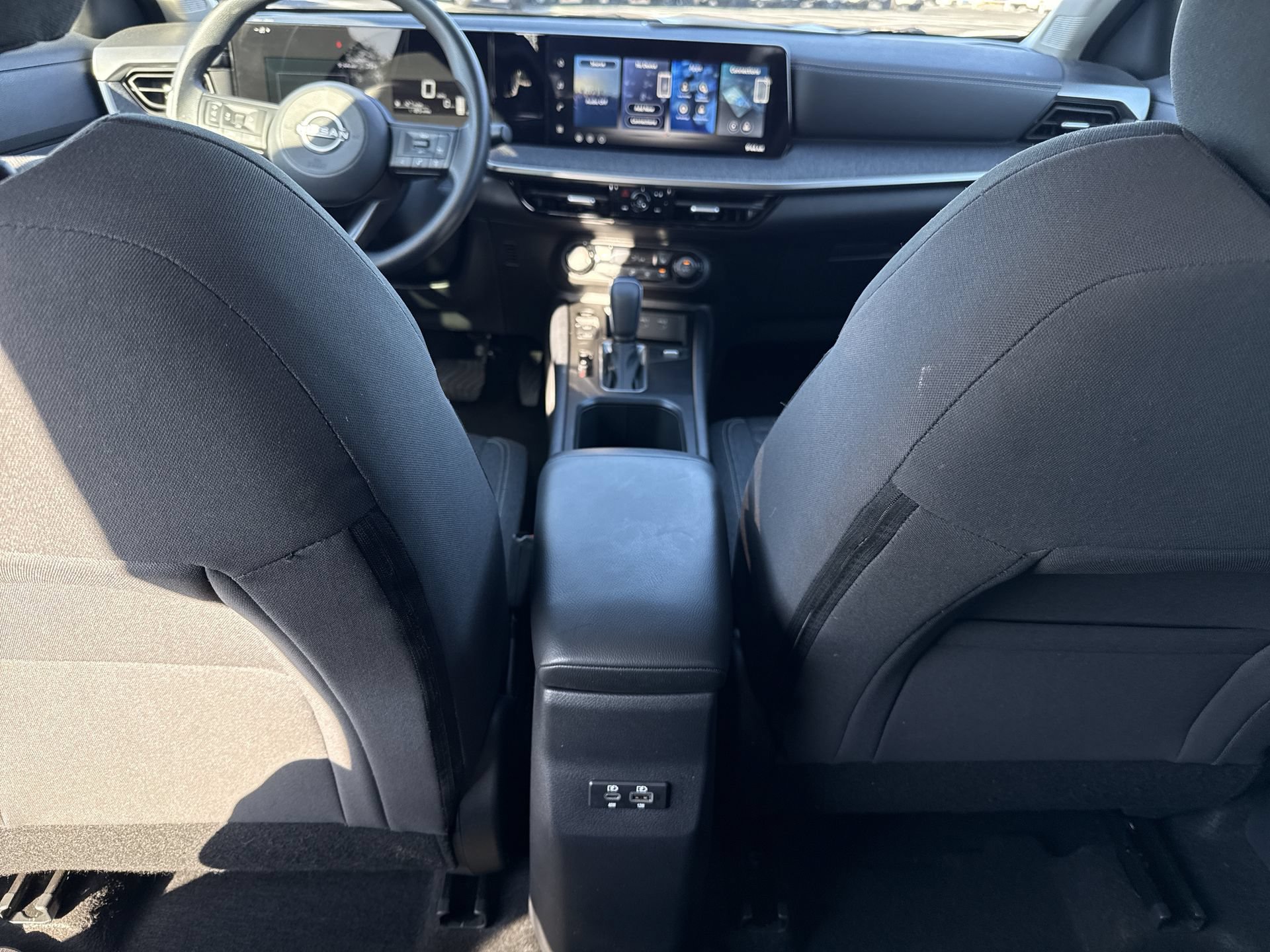 Used 2026 Nissan Kicks SV w/ Charging Package FWD image 22