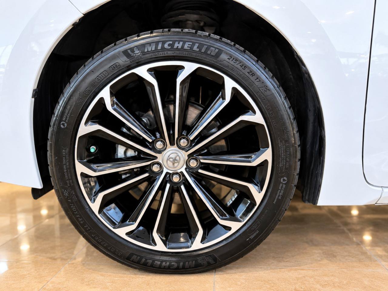 Used 2016 Toyota Corolla S FWD image 9