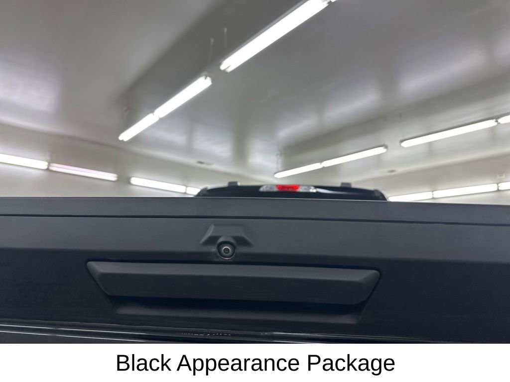 Used 2022 Ford F250 XLT w/ Black Appearance Package AWD/4WD image 16
