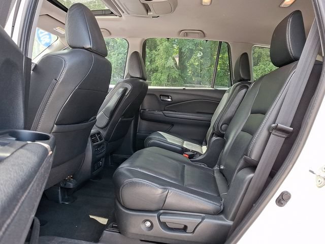 Used 2019 Honda Pilot Touring image 13