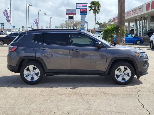Used 2022 Jeep Compass Latitude image 26
