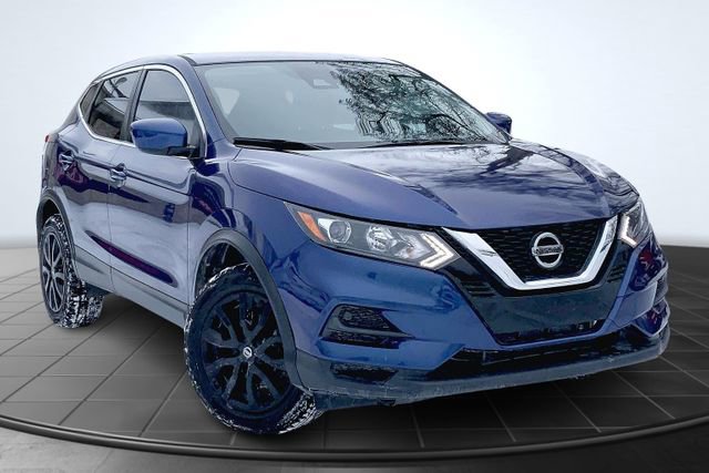 Used 2022 Nissan Rogue Sport S image 1