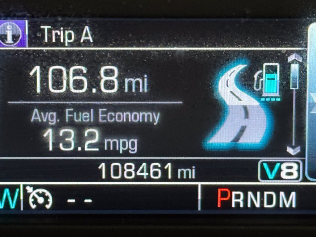 Used 2015 Chevrolet Silverado 1500 High Country w/ High Country Premium Package AWD/4WD image 16