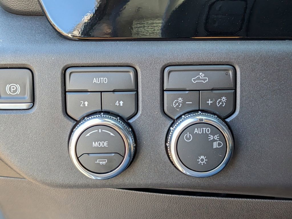 New 2026 GMC Sierra 1500 SLE image 37